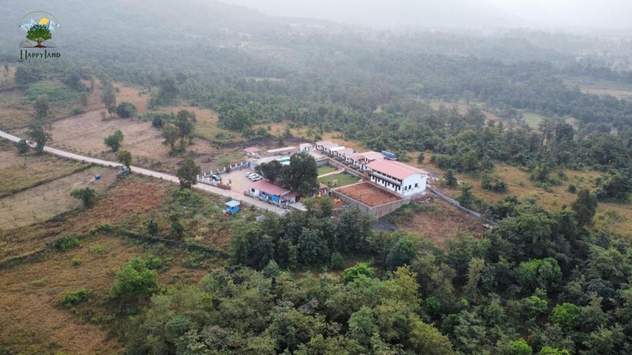Happy Land Farm Hotel Karjat Exterior photo